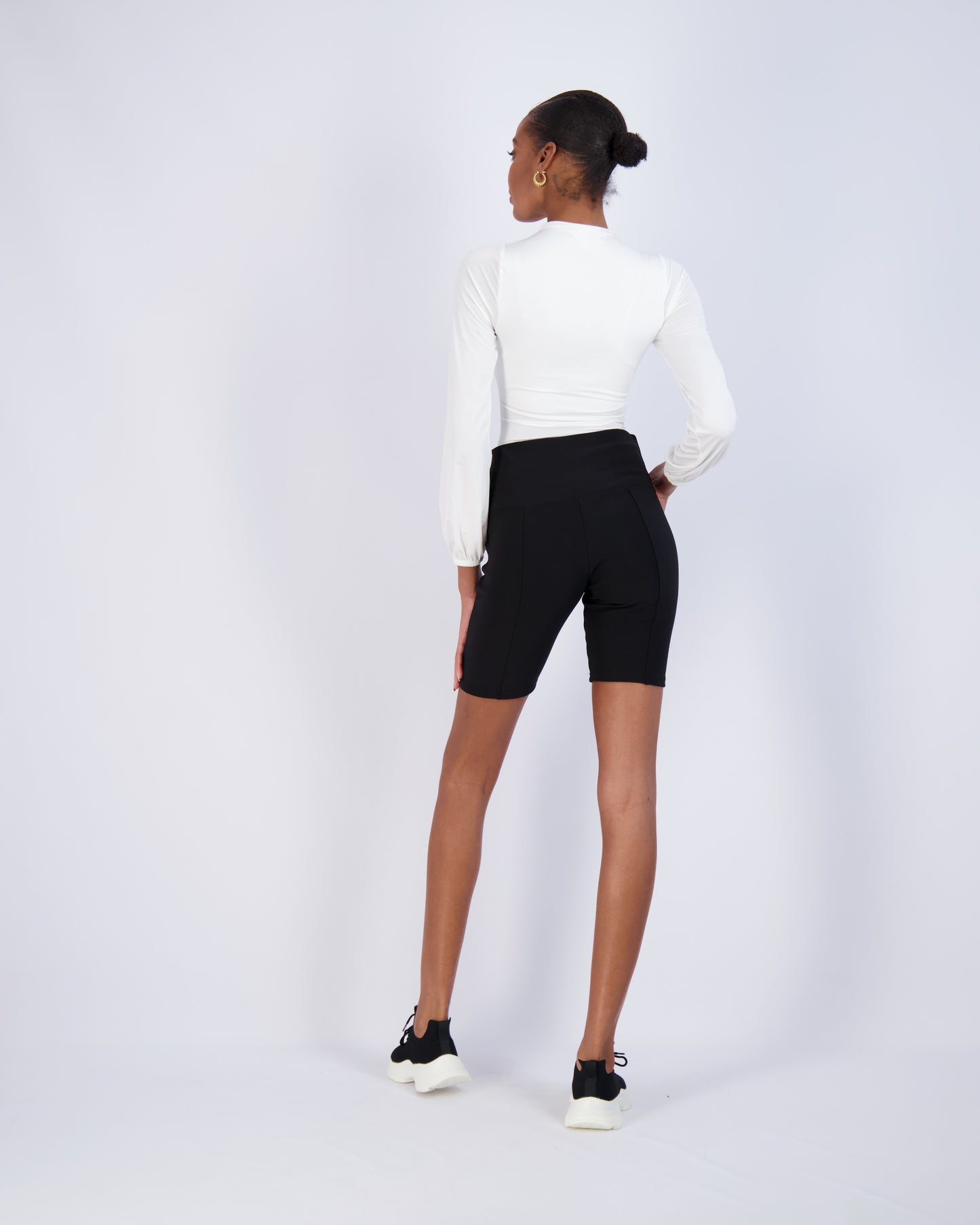 Classic High-Waist Bike Shorts in Black